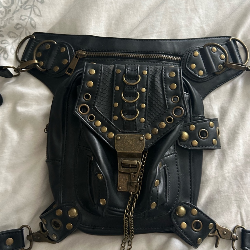 Genuine Leather side or thigh satchel